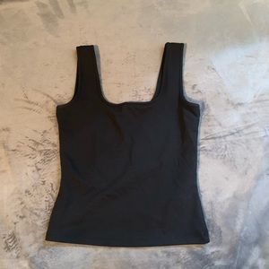 HOLLISTER BLACK SQUARE TOP